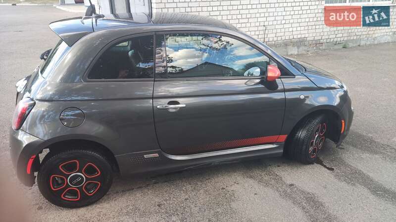 Хэтчбек Fiat 500e 2014 в Черкассах фото 7 Хэтчбек Fiat 500e 2014 в Черкассах