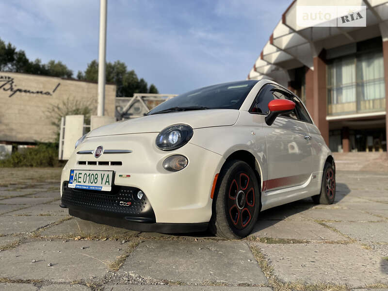Хетчбек Fiat 500e 2014 в Дніпрі фото 2 Хетчбек Fiat 500e 2014 в Дніпрі