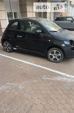 Хэтчбек Fiat 500e 2014 в Киеве