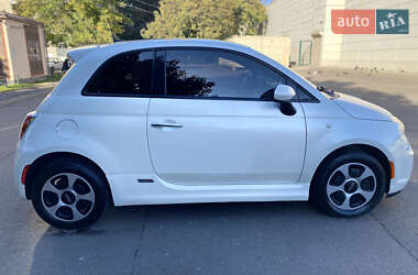 Хэтчбек Fiat 500e 2016 в 