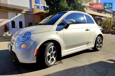 Fiat 500e 2017 Fiat 500e 2017