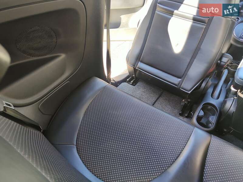 Хэтчбек Fiat 500e 2017 в Одессе фото 37 Хэтчбек Fiat 500e 2017 в Одессе