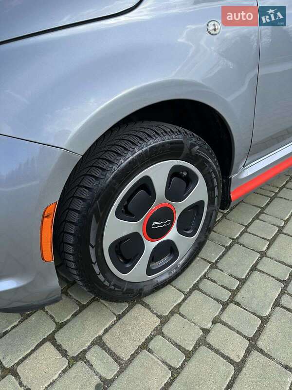 Хетчбек Fiat 500e 2015 в Києві