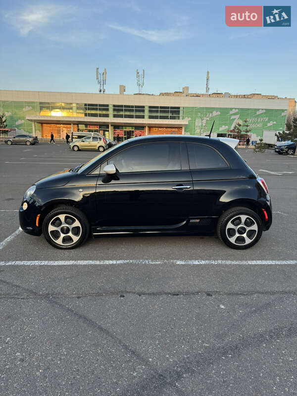 Хетчбек Fiat 500e 2013 в Миколаєві