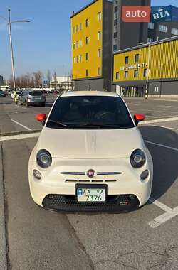 Хэтчбек Fiat 500e 2014 в 