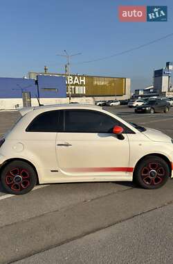 Хэтчбек Fiat 500e 2014 в 