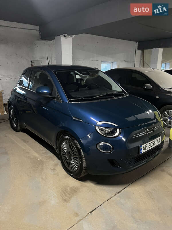 Хэтчбек Fiat 500e 2021 в Днепре