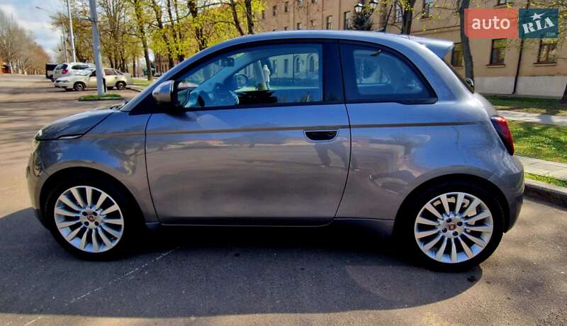 Хэтчбек Fiat 500e 2021 в Николаеве
