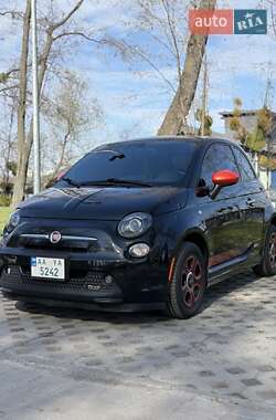 Fiat 500e 2017 Fiat 500e 2017