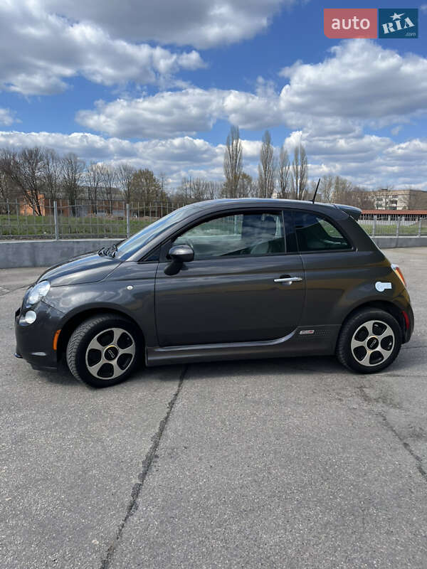 Хетчбек Fiat 500e 2015 в Кропивницькому