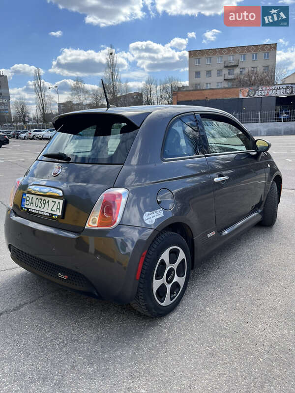 Хетчбек Fiat 500e 2015 в Кропивницькому