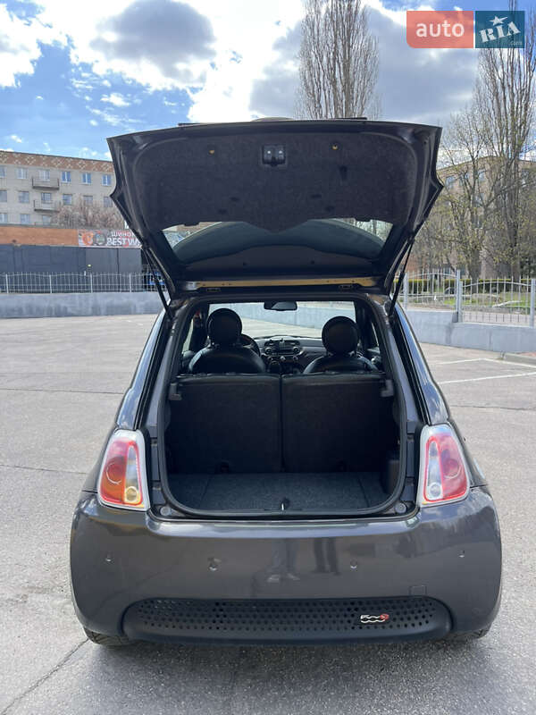 Хетчбек Fiat 500e 2015 в Кропивницькому
