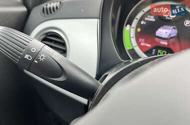 Хэтчбек Fiat 500e 2014 в 