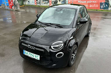 Хэтчбек Fiat 500e 2021 в 