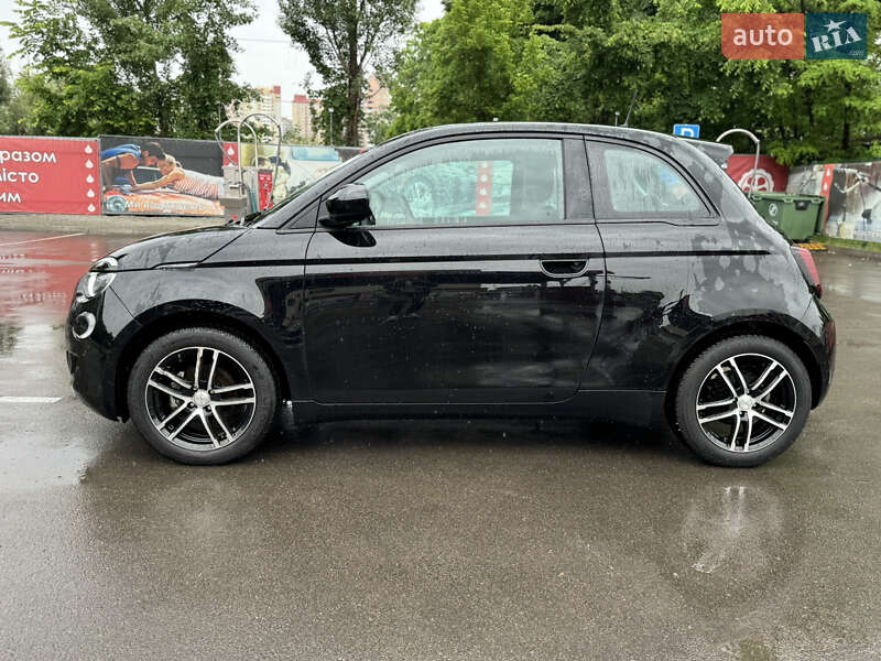 Хэтчбек Fiat 500e 2021 в Киеве