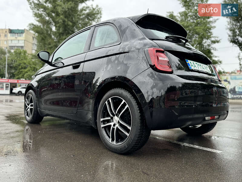 Хэтчбек Fiat 500e 2021 в Киеве