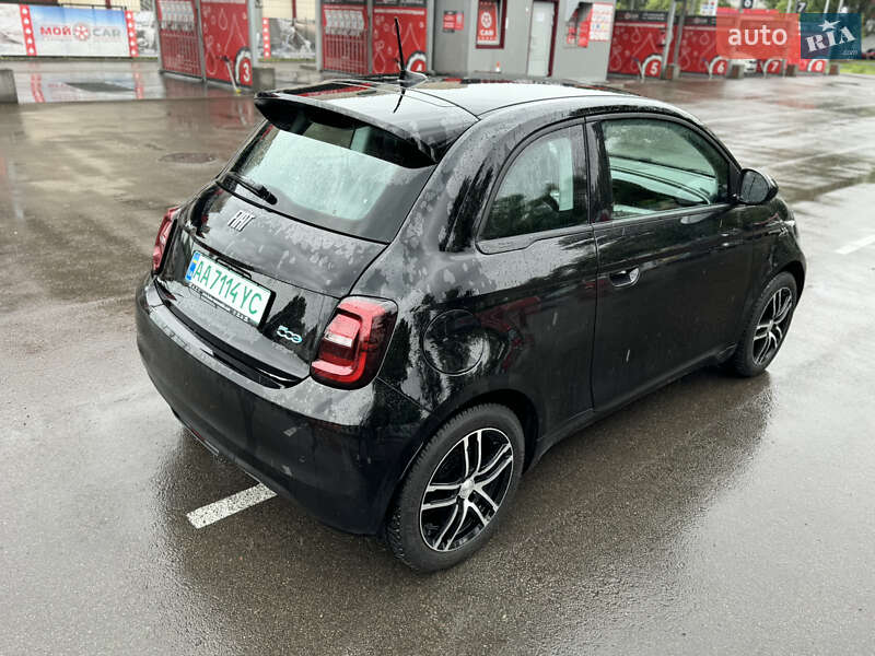 Хэтчбек Fiat 500e 2021 в Киеве