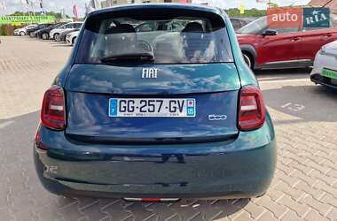 Хэтчбек Fiat 500e 2022 в 