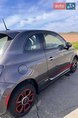 Хэтчбек Fiat 500e 2014 в 