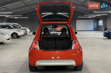 Хэтчбек Fiat 500e 2014 в 