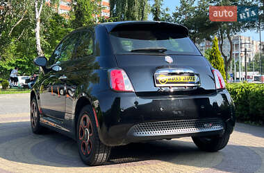 Хэтчбек Fiat 500e 2014 в 