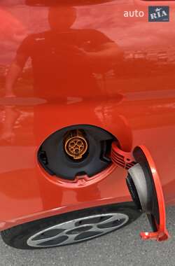 Хэтчбек Fiat 500e 2015 в 