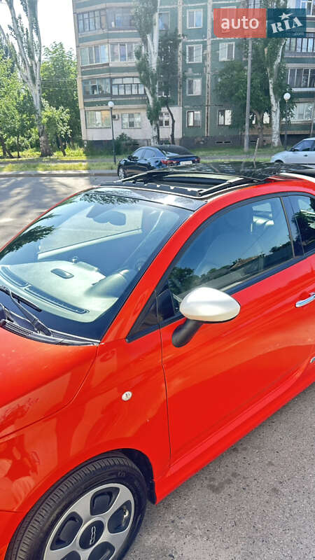 Хетчбек Fiat 500e 2015 в Кривому Розі фото 12 Хетчбек Fiat 500e 2015 в Кривому Розі
