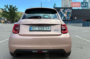 Хетчбек Fiat 500e 2021 в 