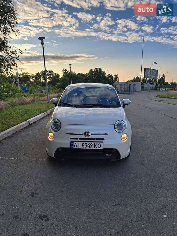 Хетчбек Fiat 500e 2015 в Борисполі