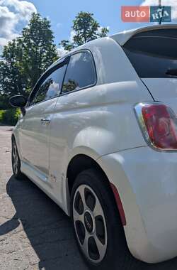 Хэтчбек Fiat 500e 2015 в 
