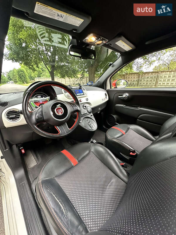 Хэтчбек Fiat 500e 2015 в Ровно