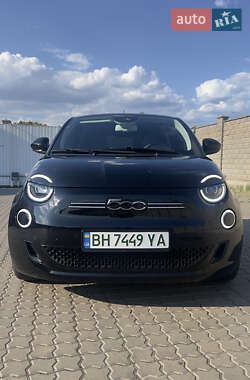 Хэтчбек Fiat 500e 2021 в Черноморске