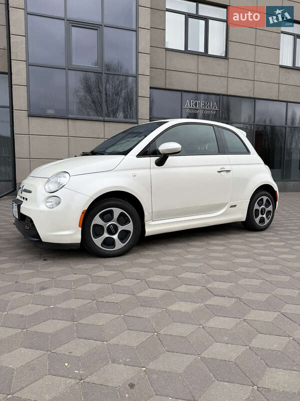 Хэтчбек Fiat 500e 2015 в Броварах фото 2 Хэтчбек Fiat 500e 2015 в Броварах