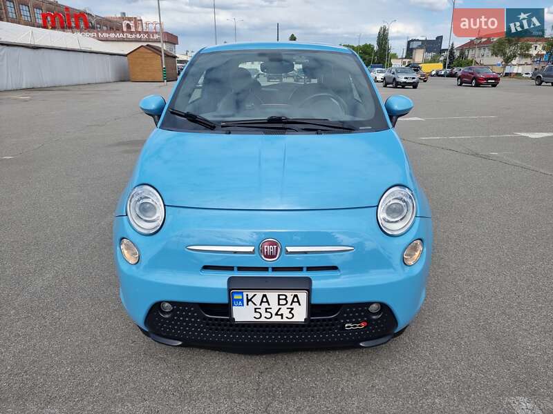 Хэтчбек Fiat 500e 2017 в Киеве
