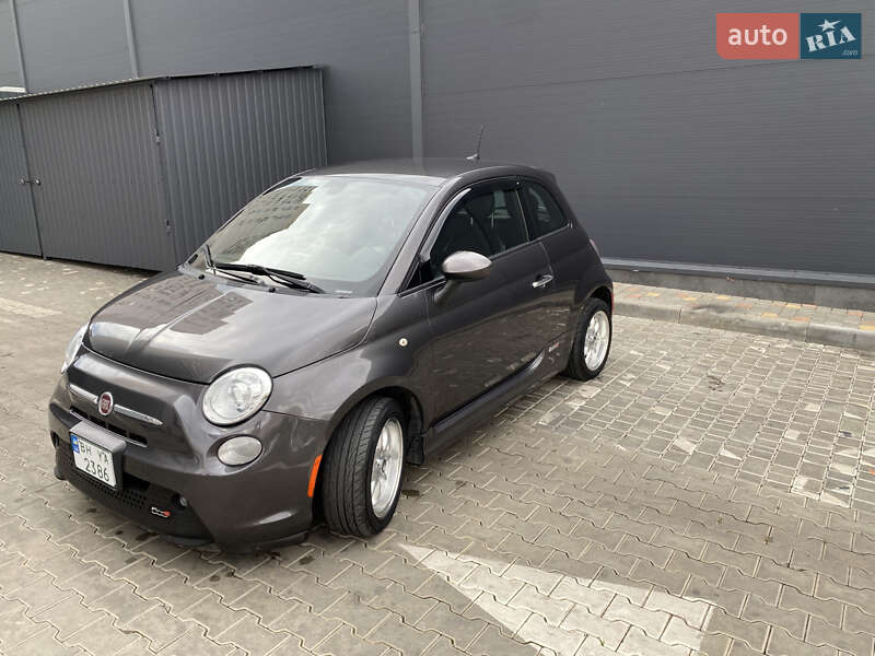 Хэтчбек Fiat 500e 2016 в Одессе