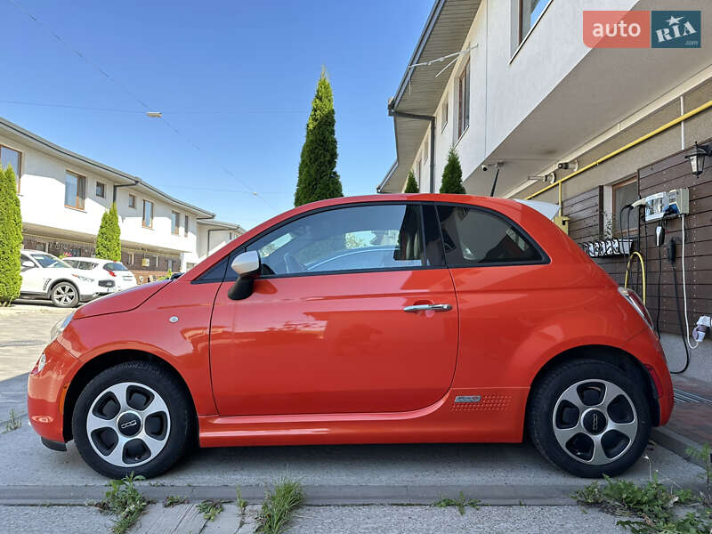 Хэтчбек Fiat 500e 2015 в Киеве