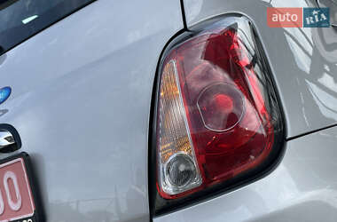 Хэтчбек Fiat 500e 2014 в 