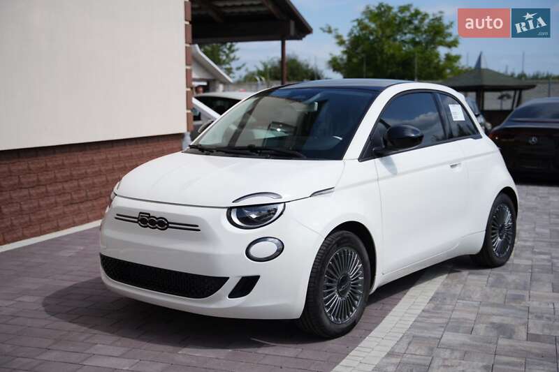 Хэтчбек Fiat 500e 2022 в 