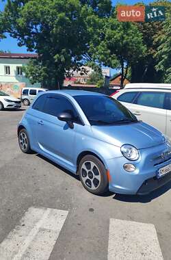 Хэтчбек Fiat 500e 2014 в 