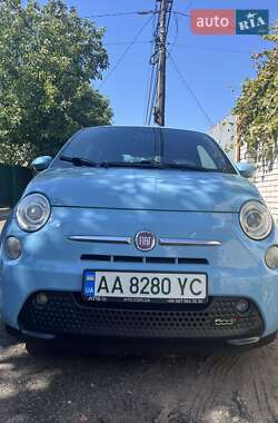 Fiat 500e 2017 Fiat 500e 2017