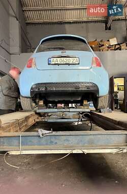 Хэтчбек Fiat 500e 2017 в 