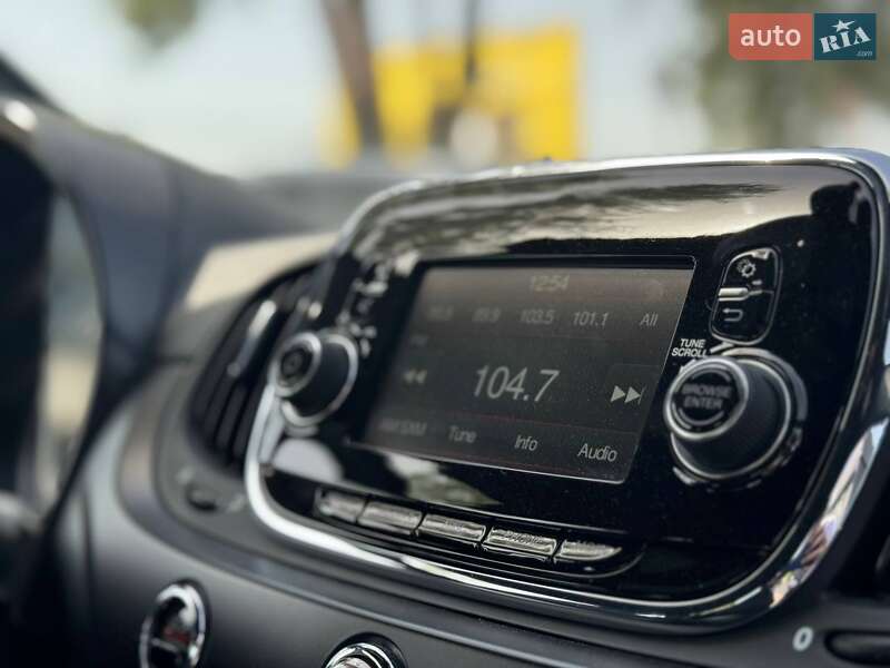 Хэтчбек Fiat 500e 2016 в Львове
