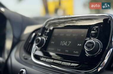 Хэтчбек Fiat 500e 2016 в 