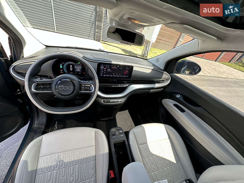 Хэтчбек Fiat 500e 2020 в Киеве
