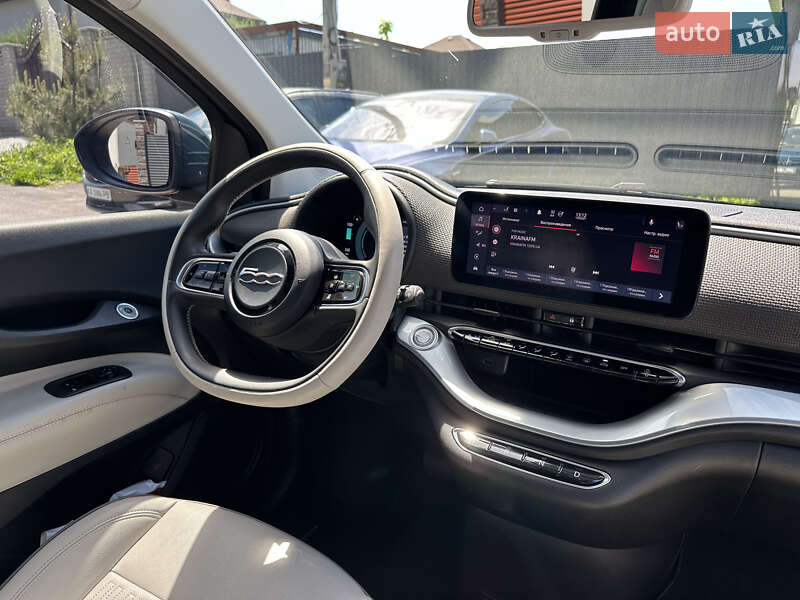 Хэтчбек Fiat 500e 2020 в Киеве