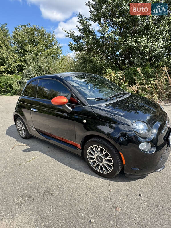 Хэтчбек Fiat 500e 2013 в Киеве