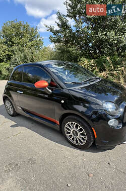 Хэтчбек Fiat 500e 2013 в 