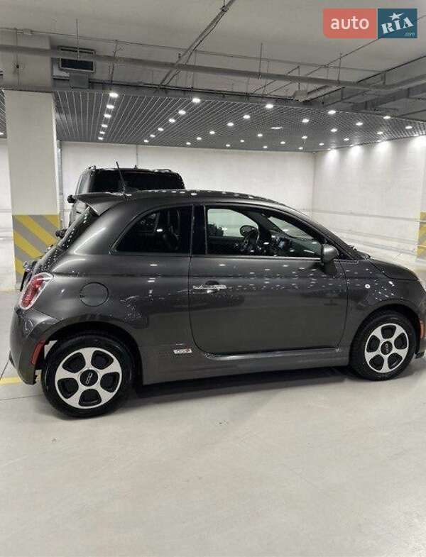 Хэтчбек Fiat 500e 2017 в Киеве