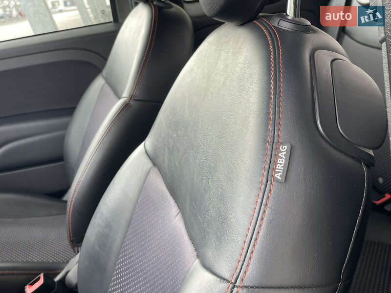 Хэтчбек Fiat 500e 2013 в Львове