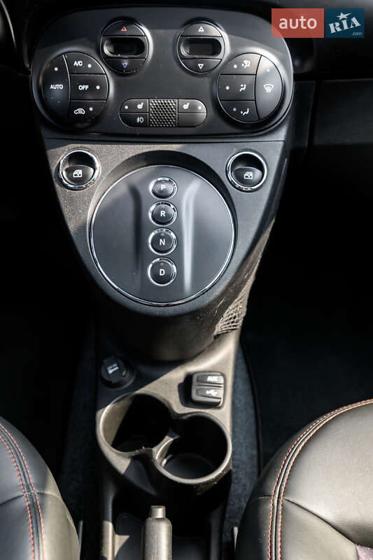 Хэтчбек Fiat 500e 2015 в Киеве